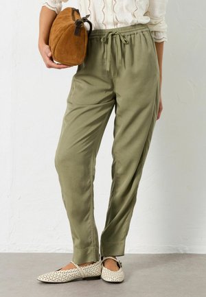 REGULAR FIT - TAPERED  - Trousers - green