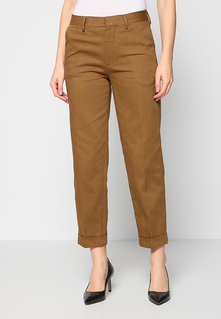 closed Chino bruin closed Chino bruin