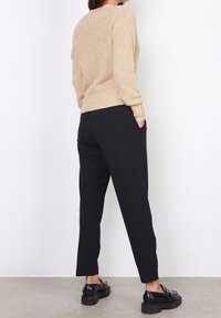 Soyaconcept Chaqueta de punto - light brown