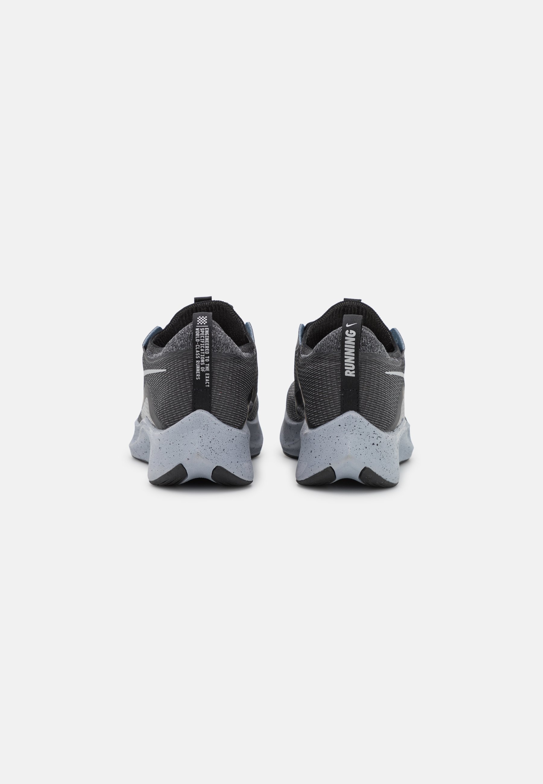 Nike Performance Chaussures de running neutres - dark smoke grey/metallic  silver/magnet grey/black/gris foncé - ZALANDO.FR