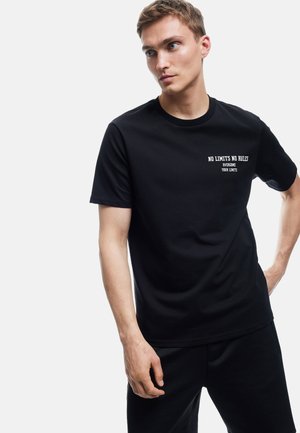 Camiseta estampada - black