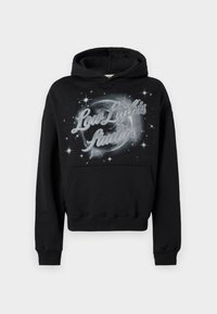 Felpa nera con cappuccio caratterizzata da una stampa grafica di un pianeta circondato da stelle e dal testo "Low Light's Studios". Realizzata in morbido tessuto di cotone.