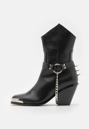 A BLADES CAVALRY - Cowboy/Biker boots - black