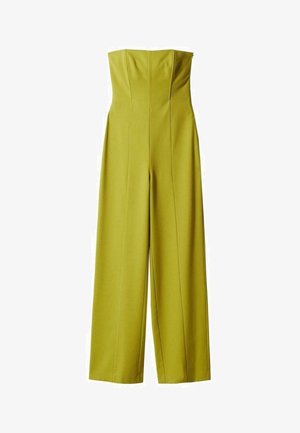 Limegroene strapless jumpsuit met wijde pijpen, een gestructureerde buste en lange op maat gemaakte broek.