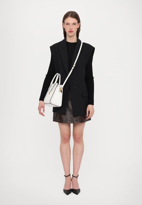 LAILA SATCHEL - Handtasche