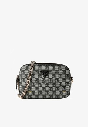 Sac bandoulière noir et blanc à motif avec une finition texturée, accents dorés et une bandoulière chaîne. Présente un logo triangulaire à l'avant.