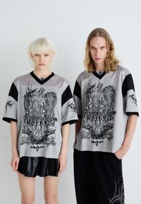 Jaded London FOOTBALL UNISEX - Print T-shirt - silver