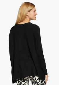 Masai Maglione - black