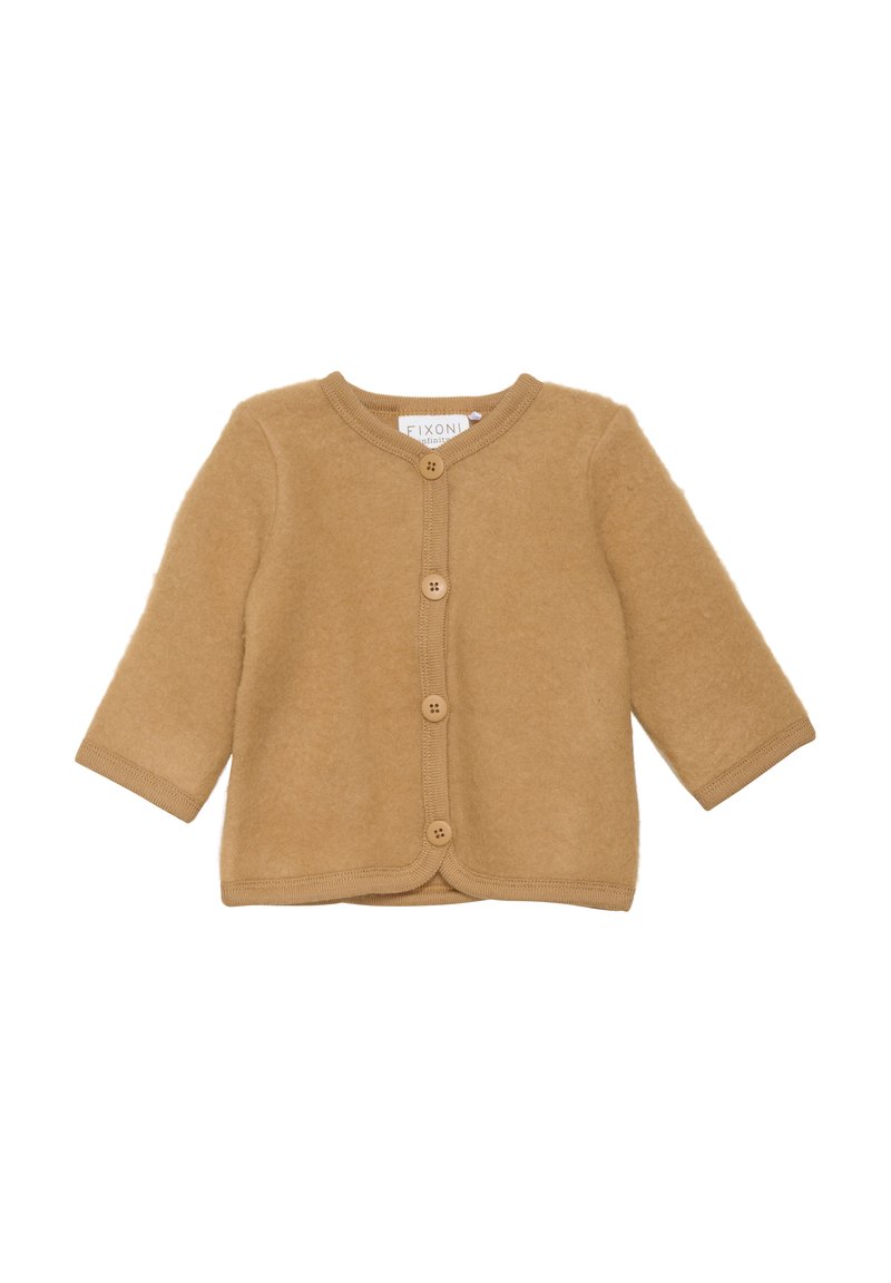 Beige Wollcardigan mit rundem Hals, langen Ärmeln und fünf Knöpfen, der eine glatte Textur und gerippte Akzente an den Rändern aufweist.