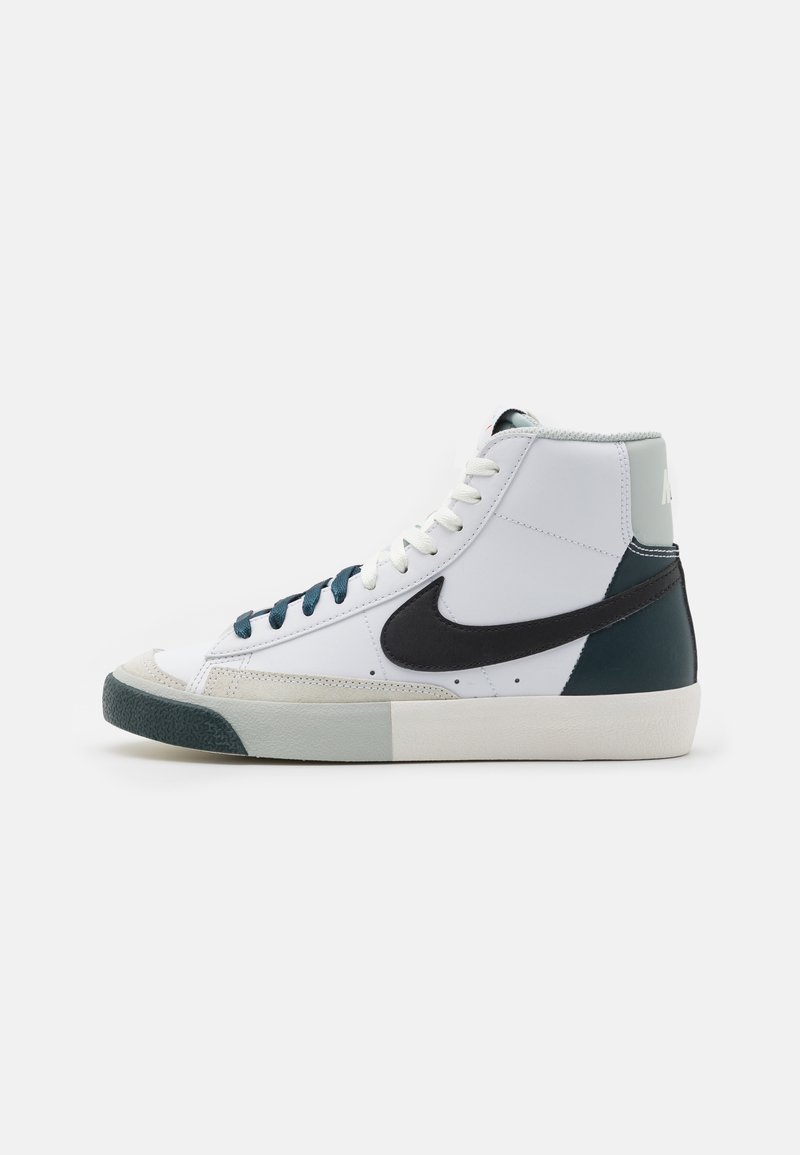 Nike Sportswear - BLAZER MID 77 SE UNISEX - High-top trainers - white/black/deep jungle/light silver/sail/black, Enlarge