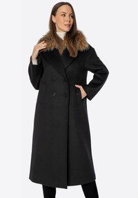 Unausgewählt, black