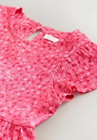 Ikke valgt, pink ditsy