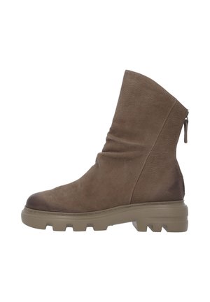 Braune Leder-Ankle-Boots mit einem lässigen Design, strukturiertem Finish, runder Zehenpartie und einer robusten Gummisohle. Mit einem seitlichen Reißverschluss zur Sicherung.