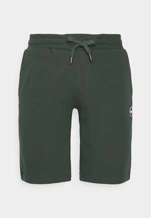 Zelené kraťasy ze směsi bavlny s elastickým pasem a šňůrkou na stažení. Obsahují boční kapsy a logo nášivku na levé noze.