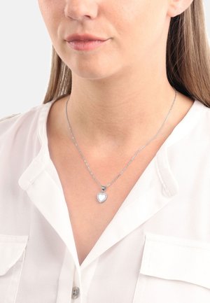 HEART - Necklace - silberfarben