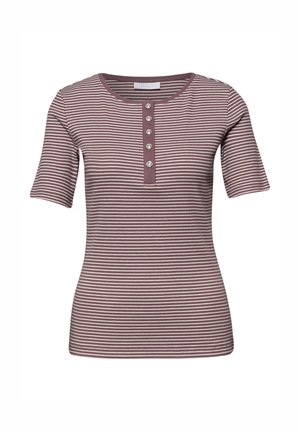 Haut en maille à manches courtes rayé mauve et blanc avec un col rond et une patte de boutonnage à l'avant comportant cinq petits boutons.