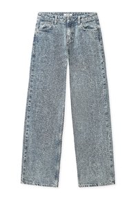 Vida byxa i denim med vida ben, med en ljusblå tvätt och en texturerad, blekt mönster. Fem fickor och knäppning vid midjan.