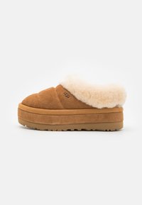UGG TAZZLITA - Chaussons - chestnut