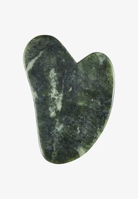 Glov - GLOV® JADE GUA SHA - JADE STONE TOOL MADE FOR FIRMING AND LYMPHA - Skincare tool - green Thumbnail Image 1