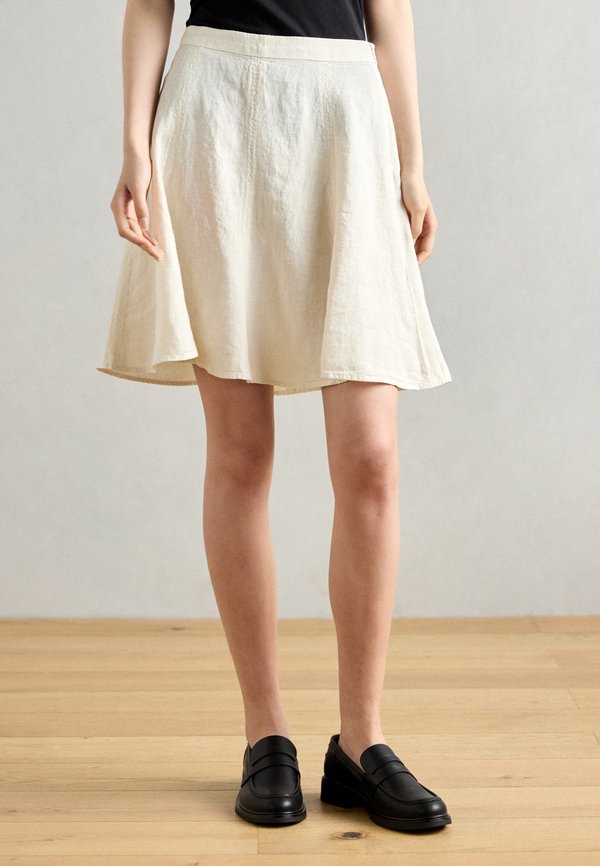 SHORT LENGTH FLARED HEMLINE CLEAN LOOK - A-line skirt - silky stone