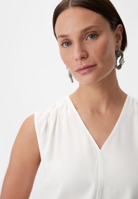 comma Blouse - weiß