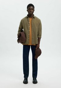 Selected Homme SLIMOWEN-BRUSHED NOOS - Skjorta - khaki