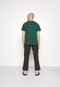 Levi's® ORIGINAL HOUSEMARK TEE - Jednoduché tričko - pineneedle