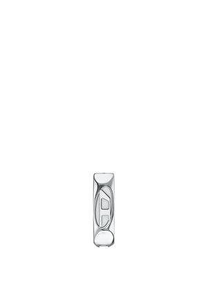 Clip para billetes de metal de color plateado con forma rectangular y detalle de diseño ovalado en el centro sobre fondo blanco.