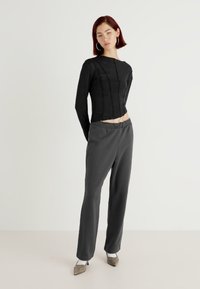 GAP LOGO PANT - Treningo apatinė dalis - cast iron