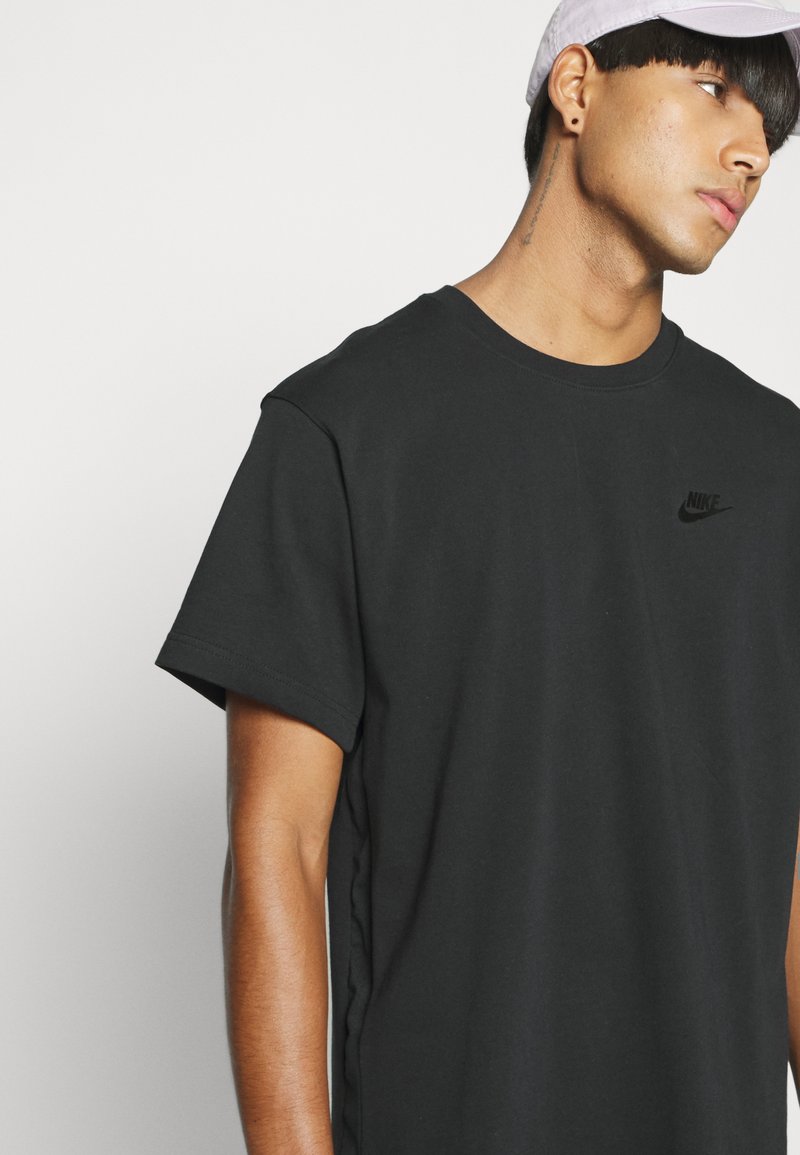 Herren T-Shirts basic | Nike Sportswear T-Shirt basic black/schwarz - ZW86908 Herren T-Shirts basic | Nike Sportswear T-Shirt basic black/schwarz - ZW86908
