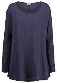 Granatowa, długorękawowa bluzka z szerokim, okrągłym dekoltem, wykonana z miękkiego, lekkiego materiału. Luźny krój z zaokrąglonym dołem.