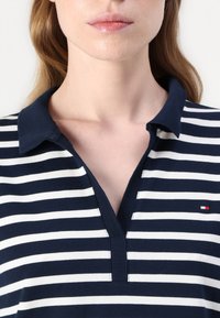 Tommy Hilfiger T-Shirt print - dark night navy/ ecru