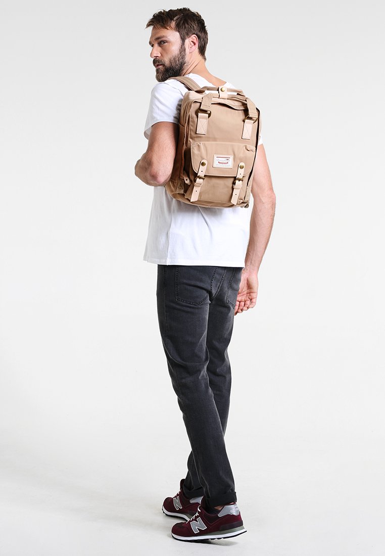 Doughnut MACAROON BACKPACK UNISEX Tagesrucksack hazelnut/braun