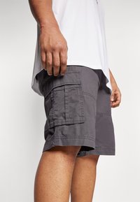 Jack & Jones JPSTCOLE JJCAMPAIGN  - Shorts - asphalt