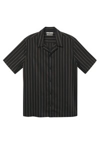 Camicia nera a maniche corte con bottoni, caratterizzata da sottili righe verticali beige e un colletto a camicia.