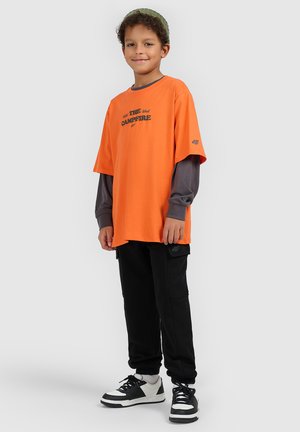 4F, - T-shirt z nadrukiem