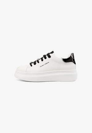 Queen Helena, X35-4 - Sneakers basse - bianco