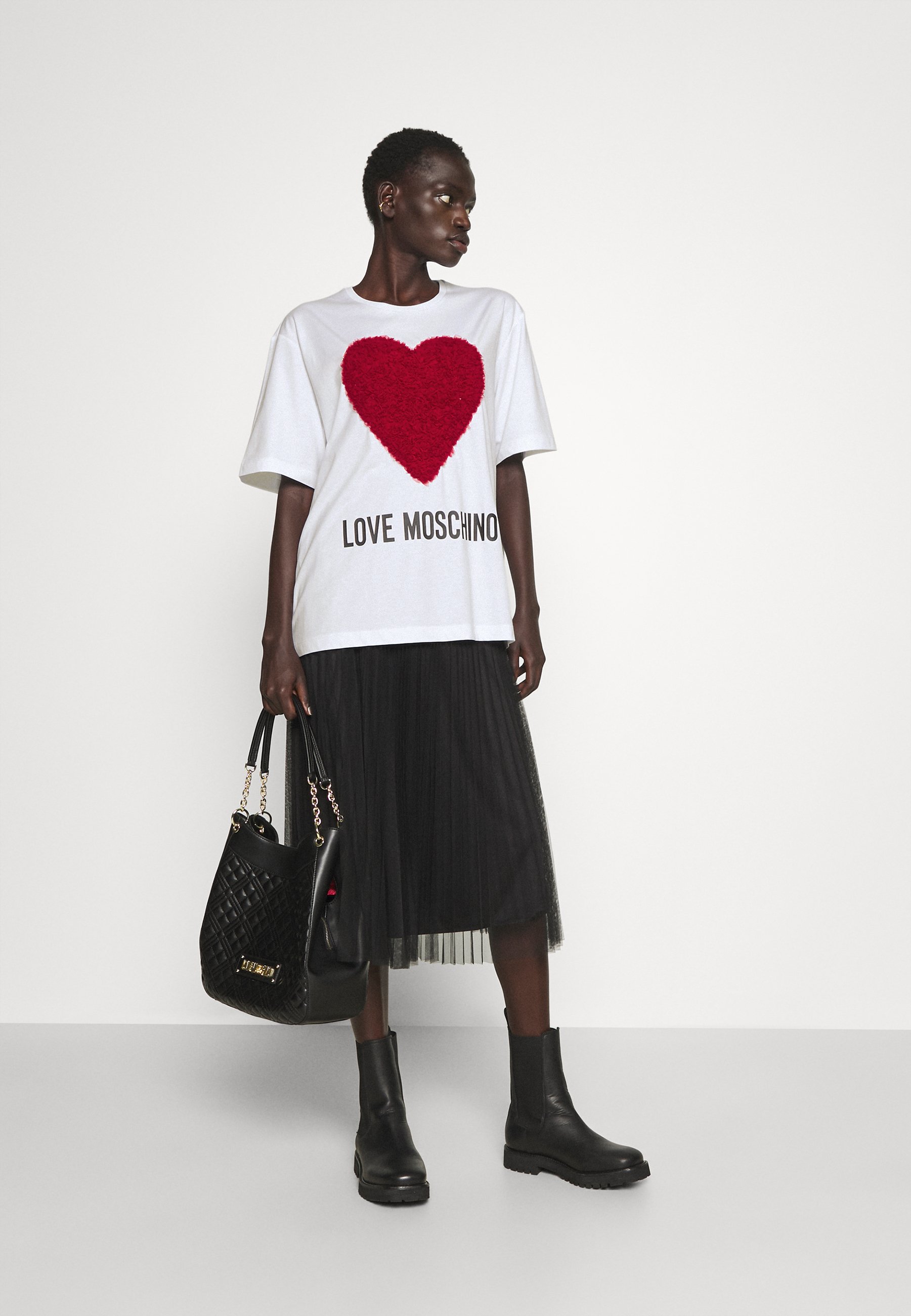 zalando moschino