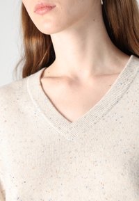 pure cashmere DETACHABLE SLEEVE  - Maglione - seashell