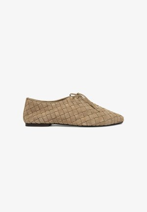 Gino Rossi, GINO ROSSI LOW SHOES GINO ROSSI-EO-26SS02 - Zapatos con cordones - brown