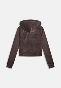 Sweat à capuche en velours brun foncé à manches longues et capuche, avec le mot "Juicy" orné au dos en grosses lettres.