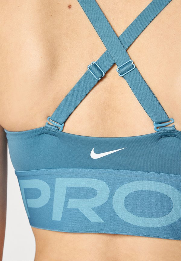 INDY PLUNGE BRA - Medium support sports bra4