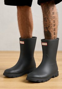 DOWNPOUR SHORT UNISEX - Gumicsizmák - black