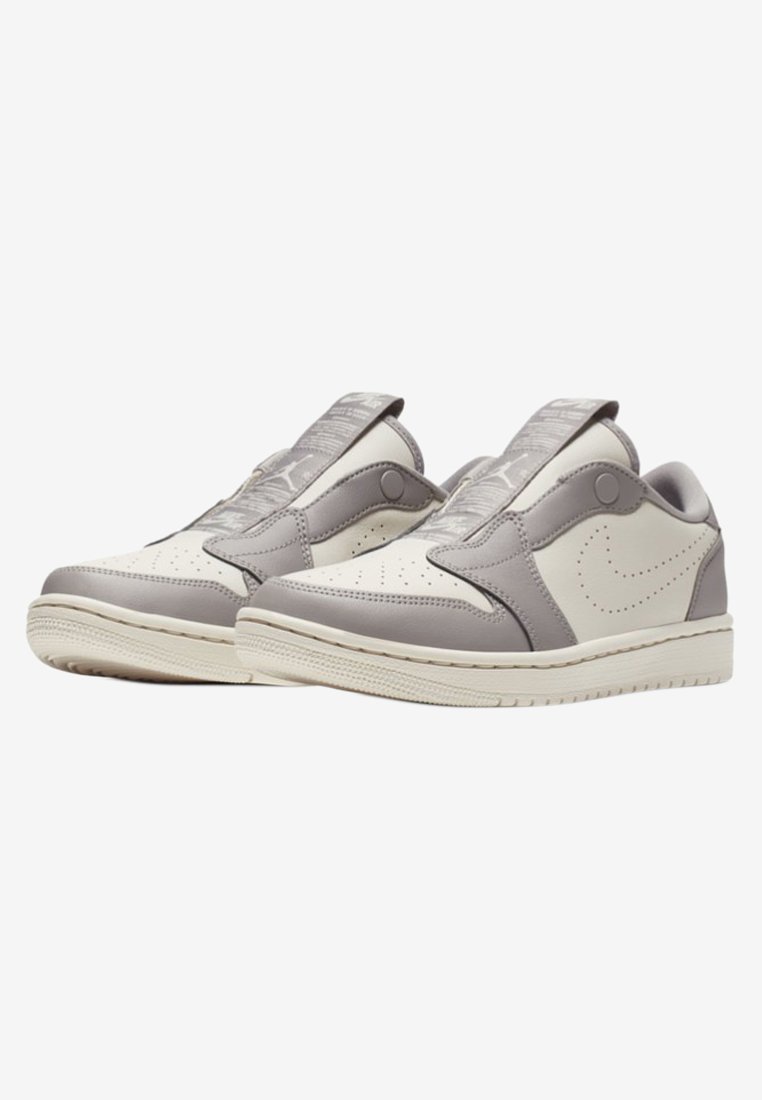 Jordan AIR 1 - Mocasines - grey/off 