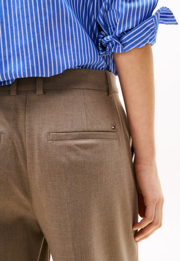 STRETCH WIDE LEG CROP PANT - Trousers4