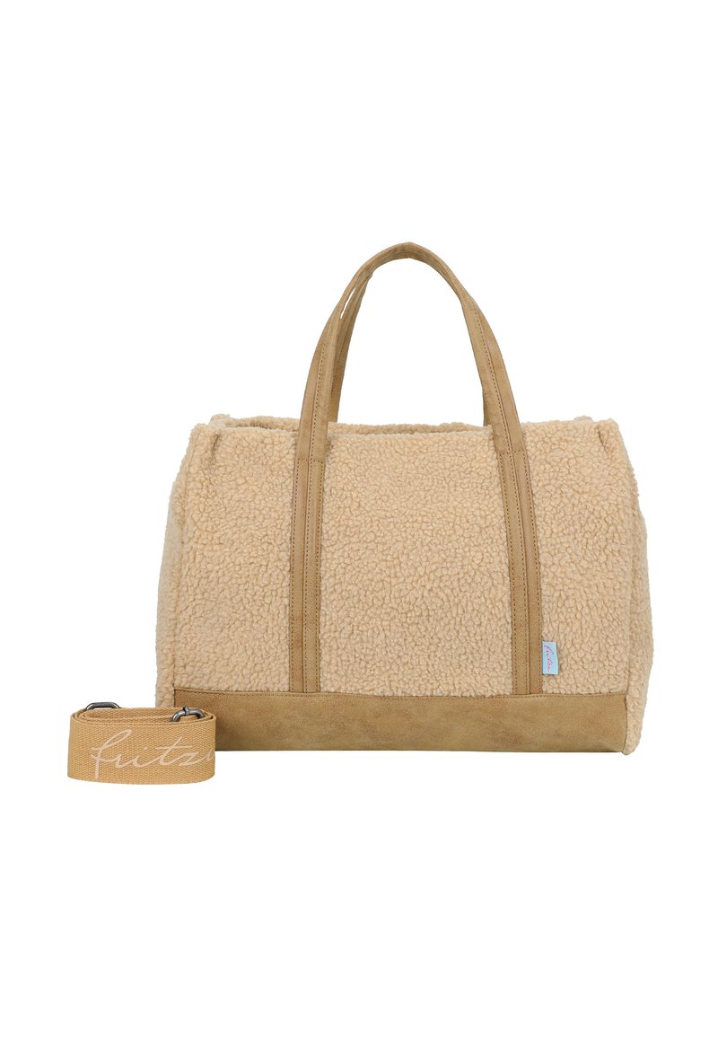 Sac fourre-tout texturé beige en fausse fourrure avec des accents en daim. Présente deux poignées supérieures et une bandoulière détachable avec un logo.
