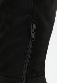 Anna Field Bottes - black