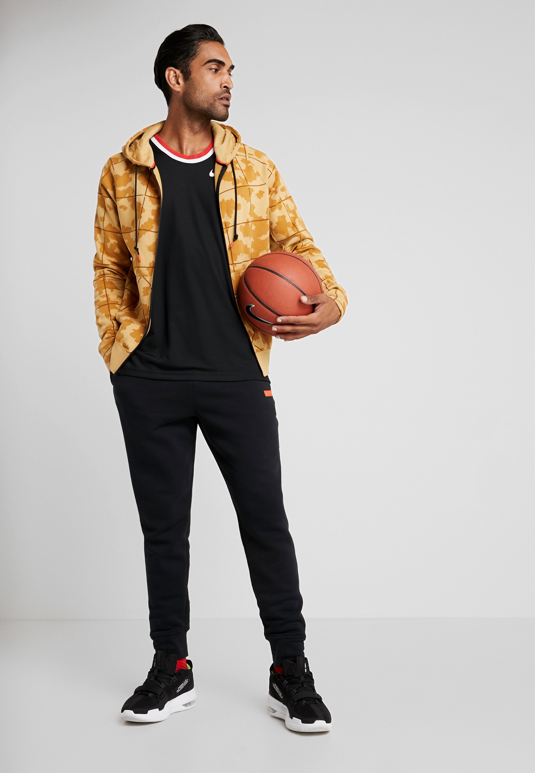 lebron james tracksuit