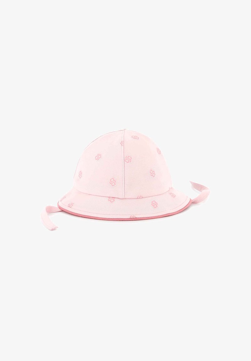Chapeau seau rose fait de tissu doux. Présente un design à motifs avec des accents de logo et des lanières sur les côtés pour le maintenir en place.
