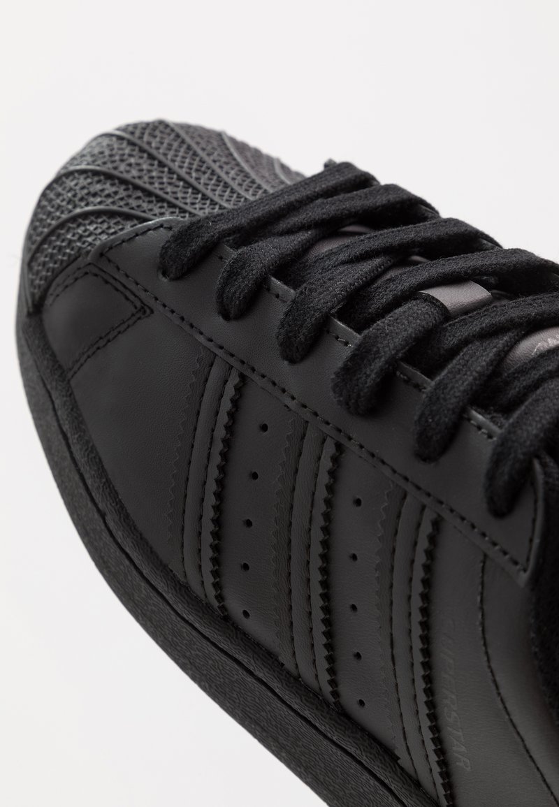 adidas Originals SUPERSTAR - Trainers - core black/black - Zalando.co.uk adidas Originals SUPERSTAR - Trainers - core black/black - Zalando.co.uk